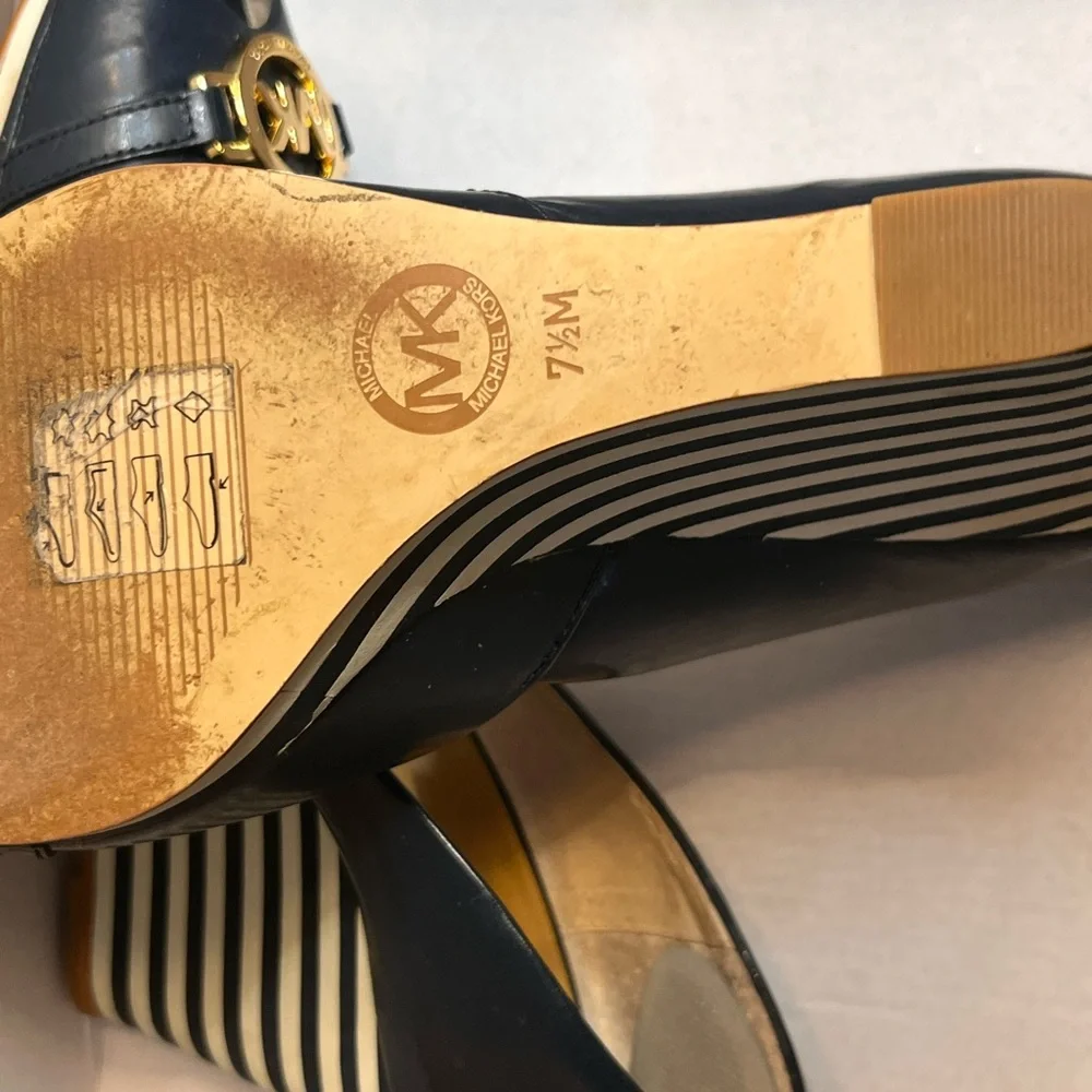 Michael Kors stylish navy